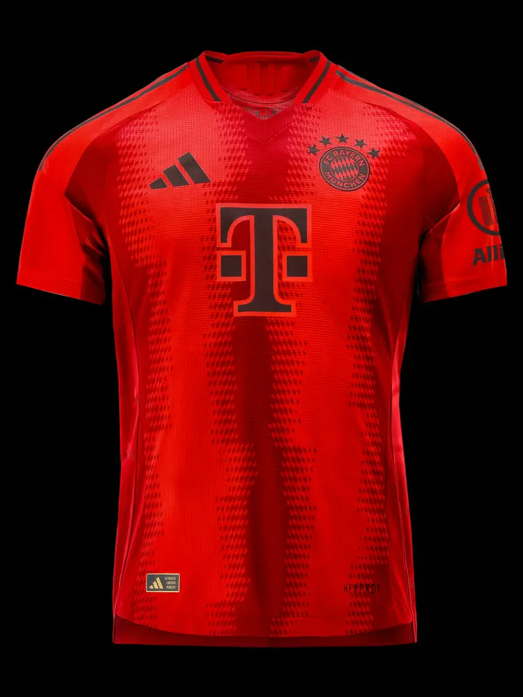 Women's LEWANDOWSKI Bayern Munich 2024/25 Home Shirt - Image 2