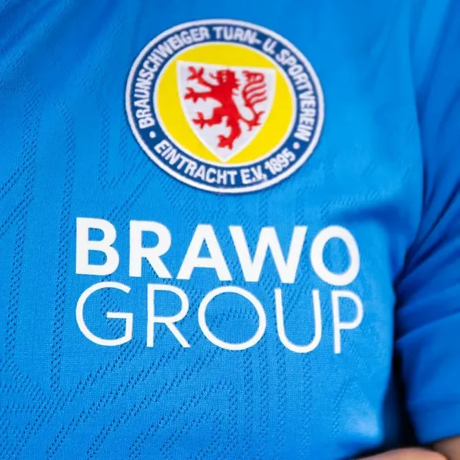 Men's Eintracht Braunschweig 2024/25 Third Pre Match Shirt - Image 3