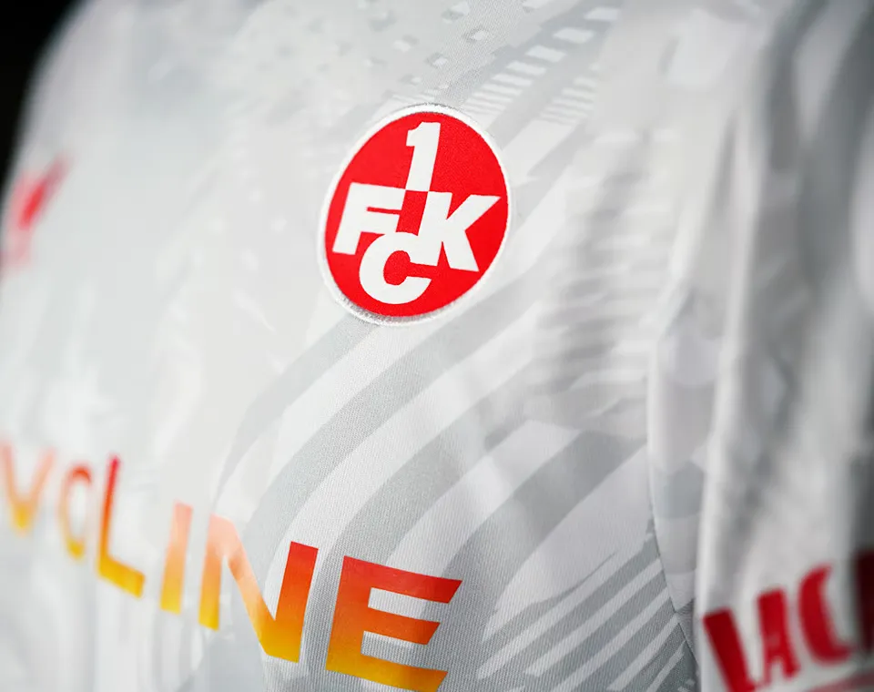 Kid's 1. FC Kaiserslautern 2024/25 Away Shirt - Image 3