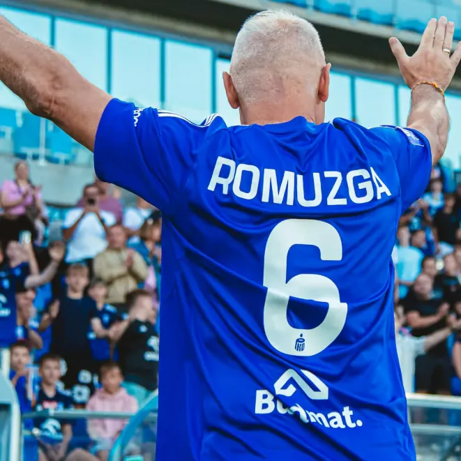 Men's Wisła Płock 2025/26 Home Shirt - Image 2