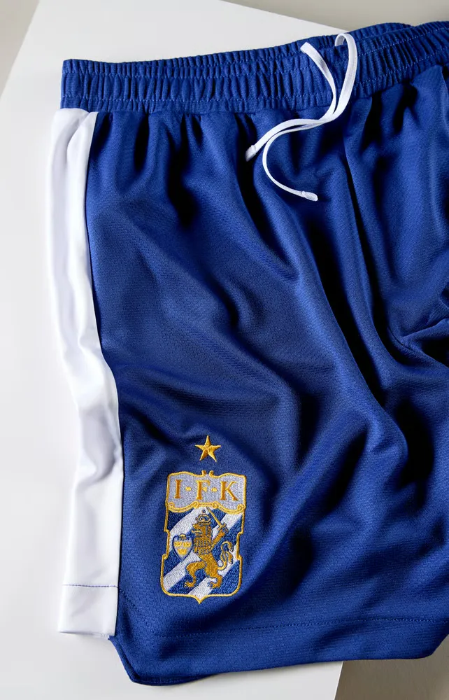 Kid's IFK Göteborg 2025 Home Shorts - Image 2