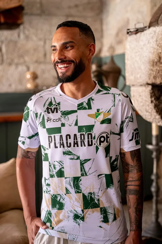 Men's Moreirense FC 2025/26 Home Shirt - Image 2