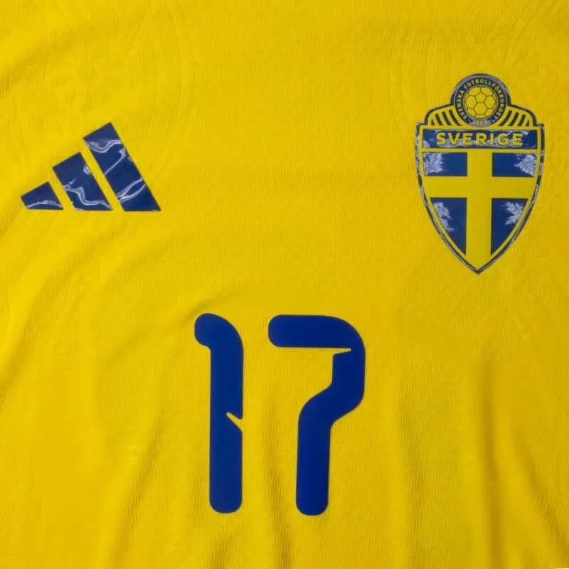 Kid's Sweden 2026 Home Authentic World Cup Shirt GYÖKERES #17 - Image 4