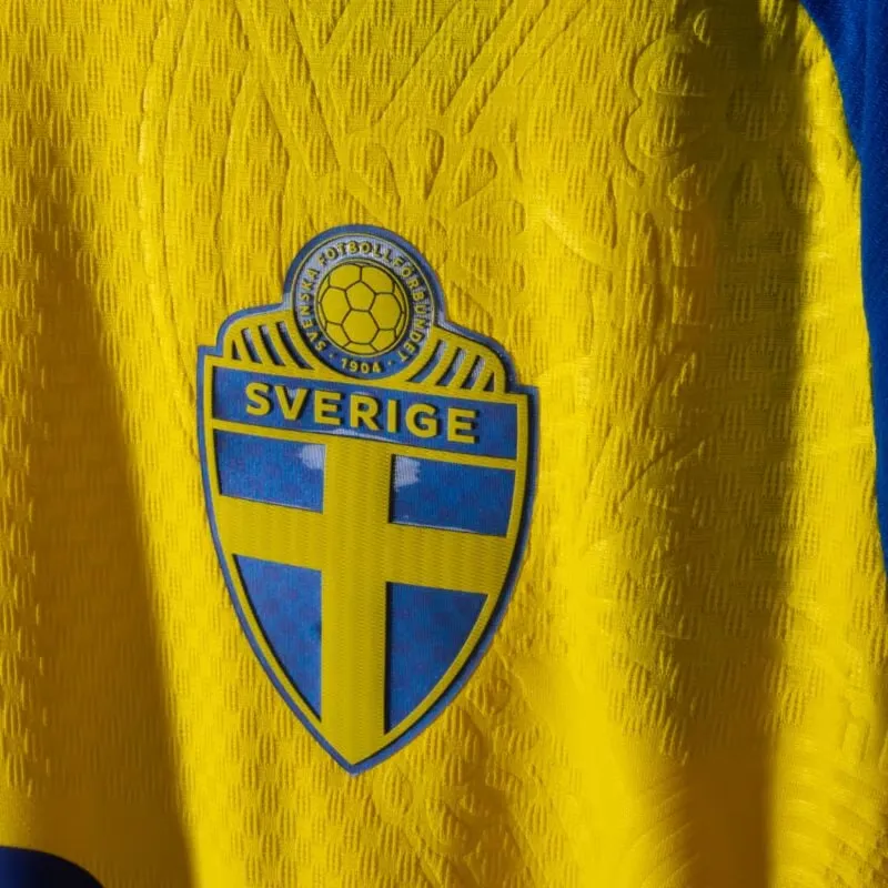 Kid's Sweden 2026 Home Authentic World Cup Shirt GYÖKERES #17 - Image 2