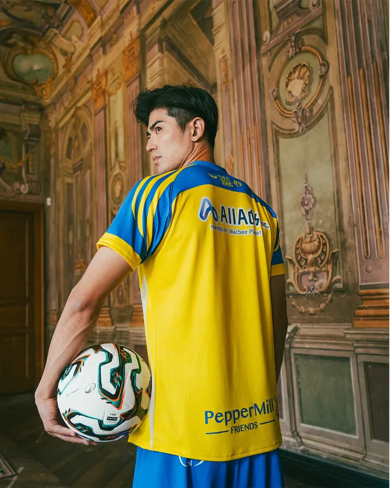 Kid's Sint-Truiden VV 2025/26 Home Shirt - Image 2
