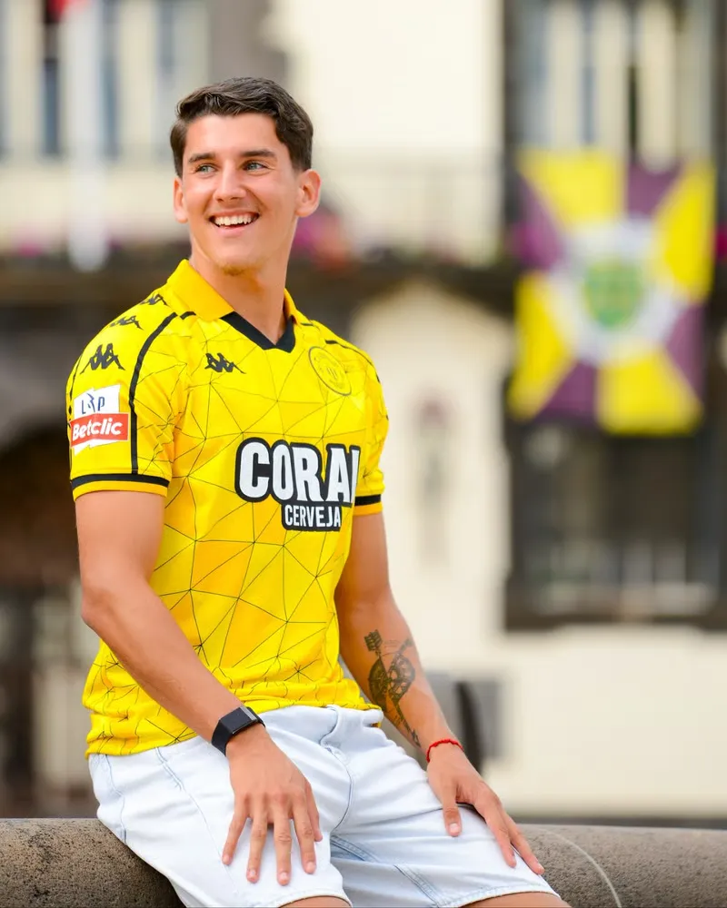 Men's CD Nacional 2025/26 Away Shirt - Image 2