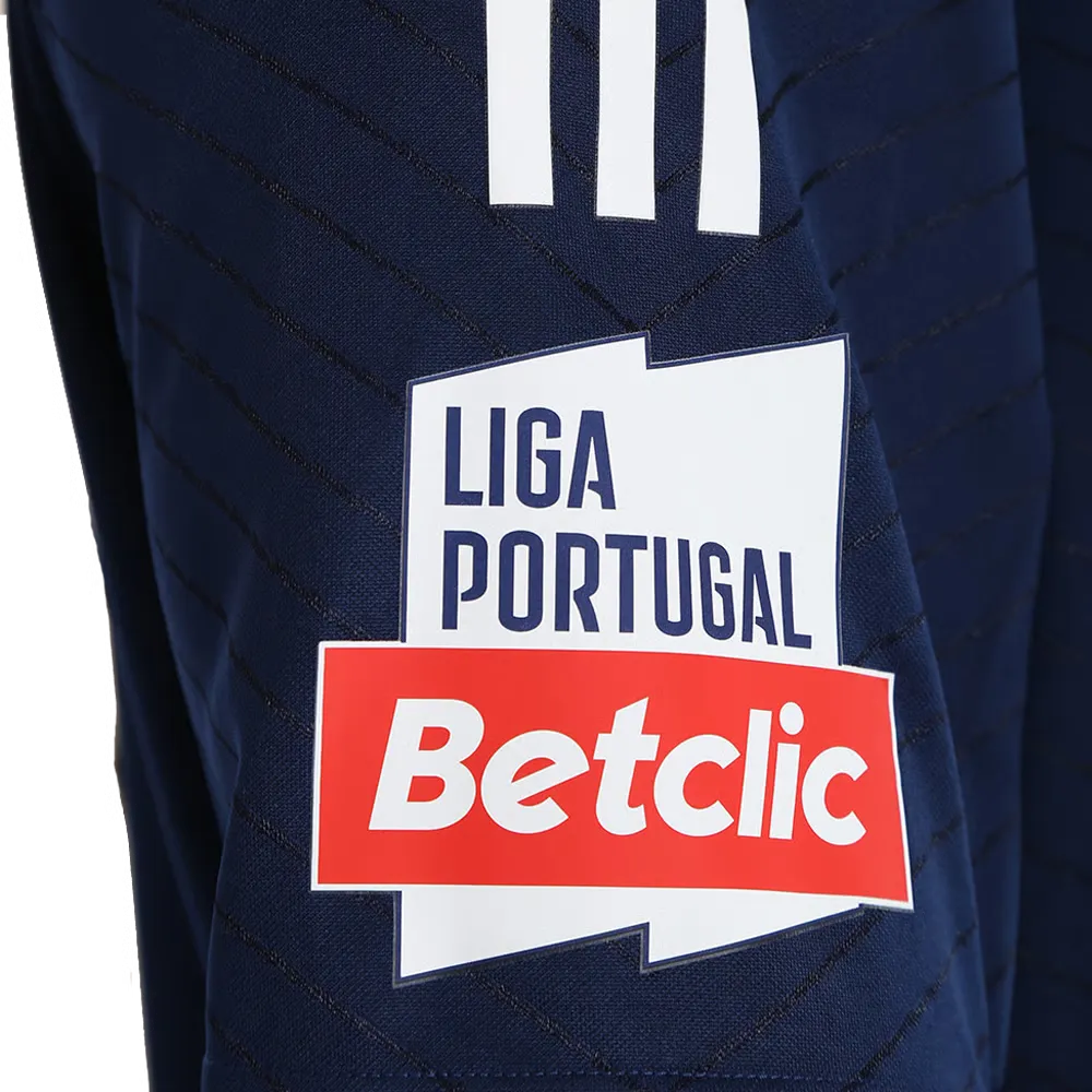 2564971_0E90710A-E989-A893-D298-6D1AA6EE5E49