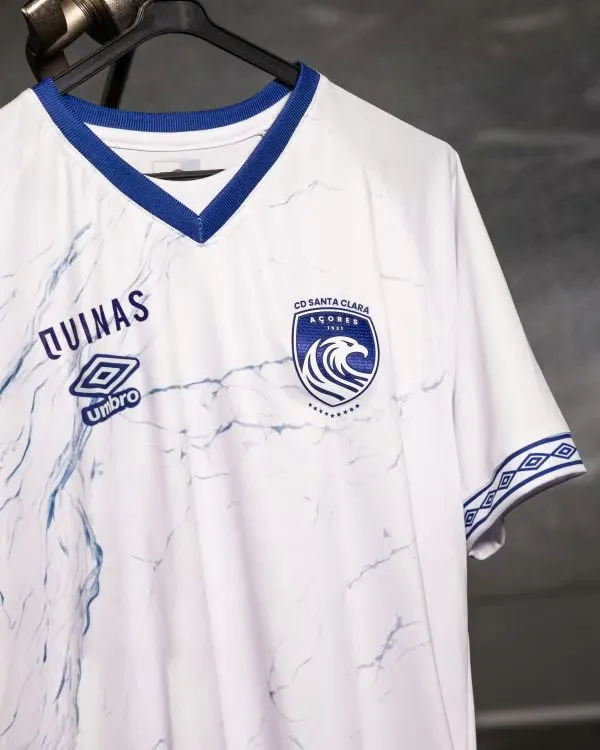 2565086_2CF2717B-54F8-265E-9F61-35EC9BD3A13D