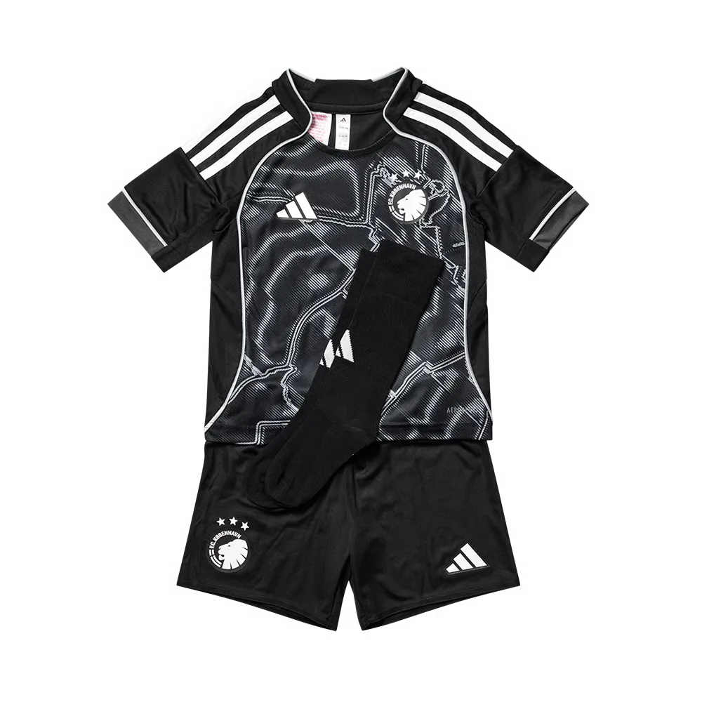 2565718_2E8451AE-A85D-4B3C-478D-51040FF31B8B