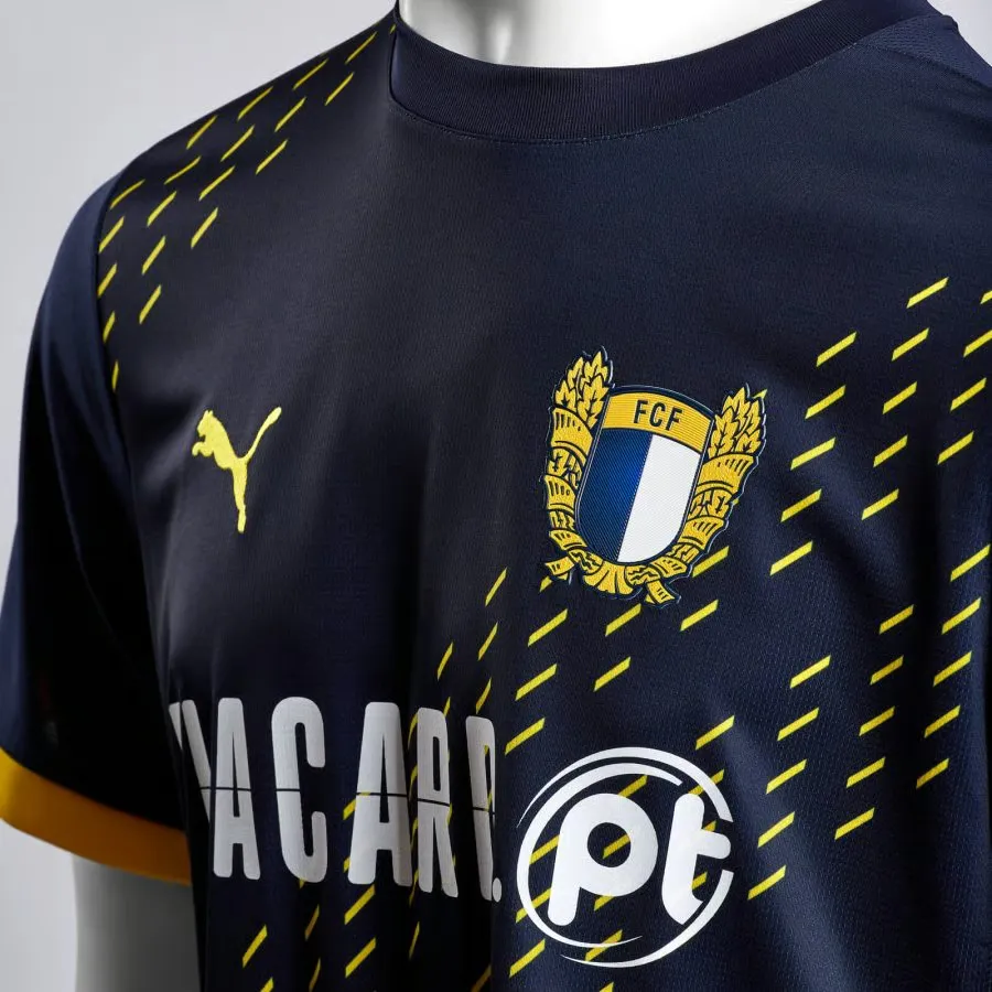 Women's FC Famalicão 2024/25 Away Shirt - Image 3