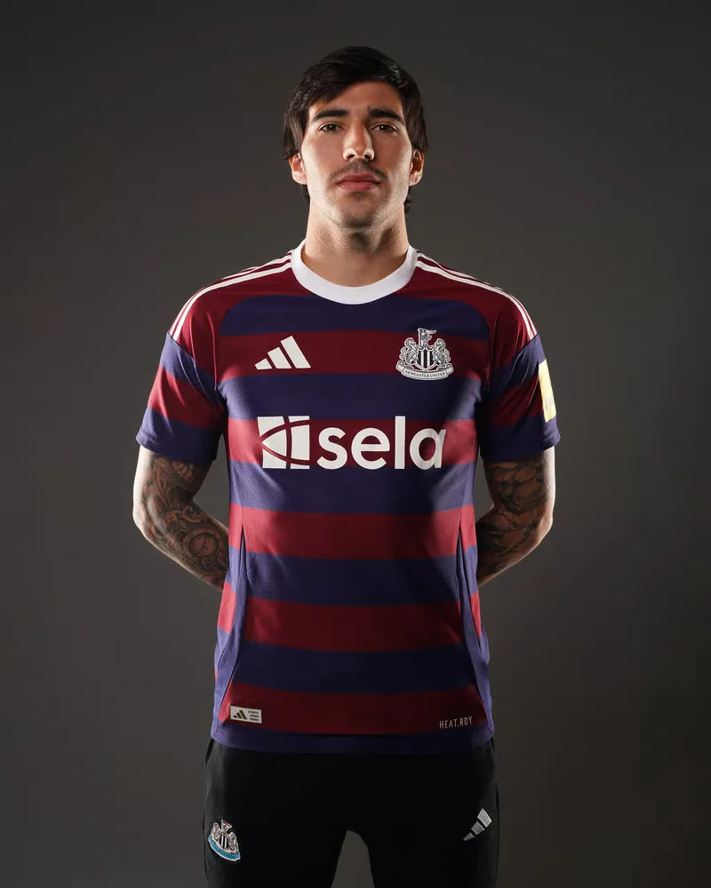 Men's Newcastle United 2024/25 Away Authentic Shirt