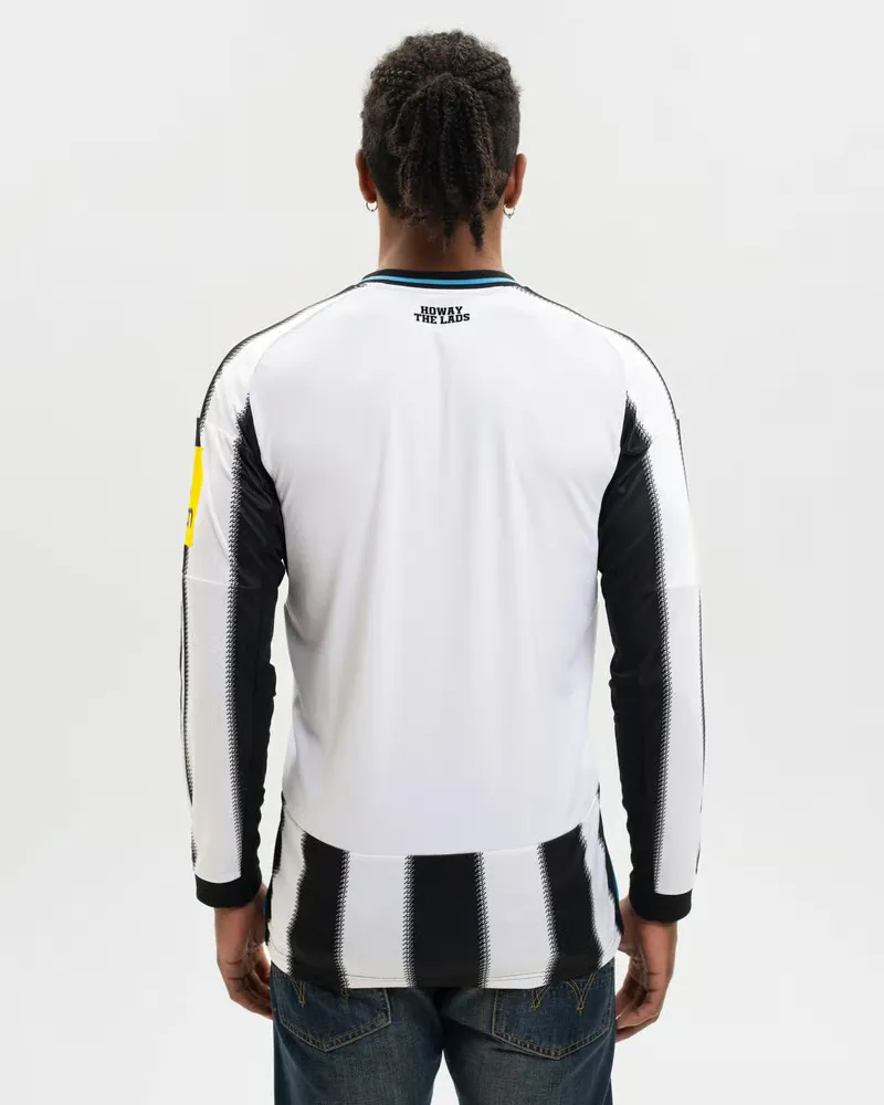 Kid's Newcastle United 2025/26 Home Long Sleeve Shirt - Image 2