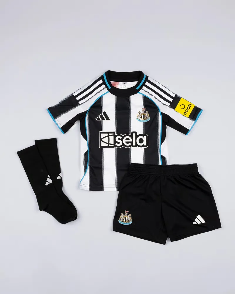 Kid's Newcastle United 2025/26 Home Kit