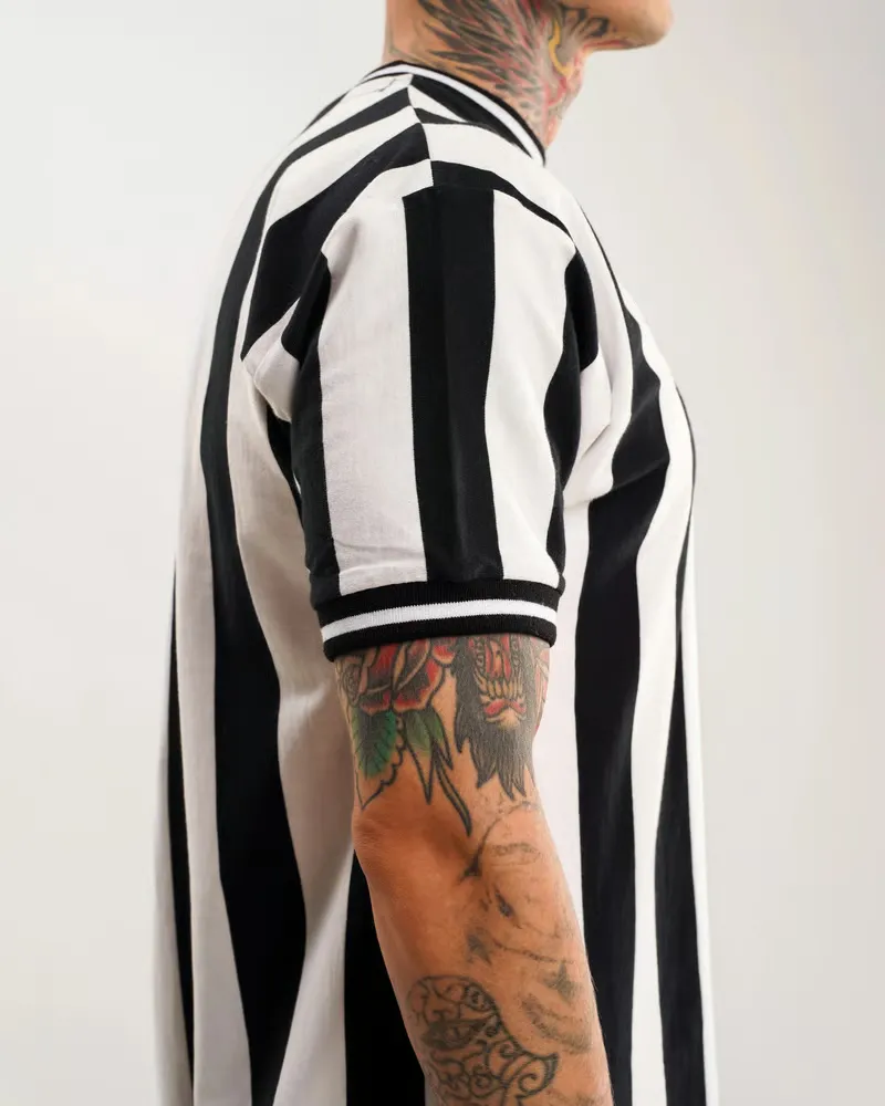 Kid's Newcastle United 1974 Home Retro Shirt - Image 2