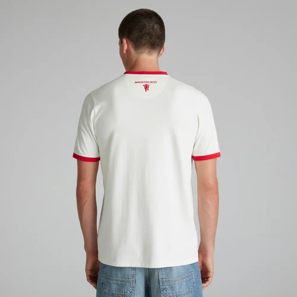 Men's Manchester United 1957 Retro FA Cup Final Shirt - Image 2