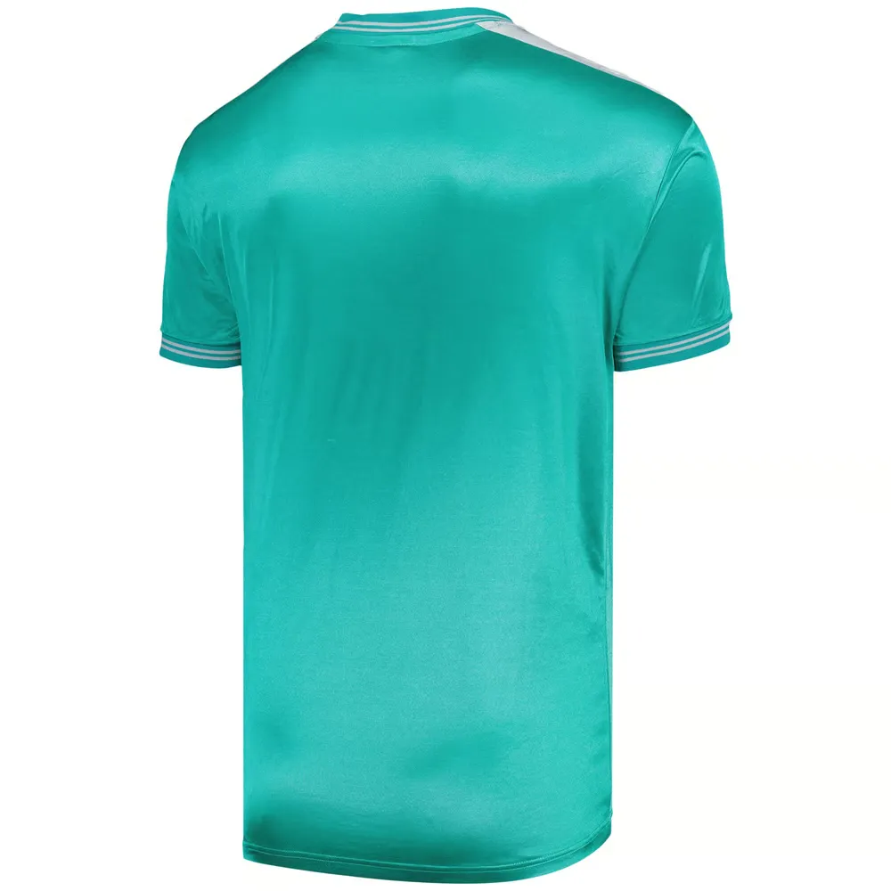 Men's Chelsea 1986 Away Retro Shirt - Image 2