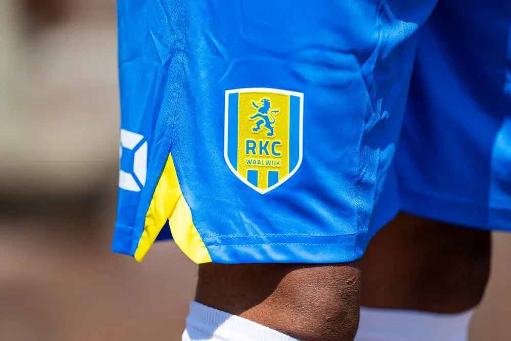Kid's RKC Waalwijk 2024/25 Home Shorts