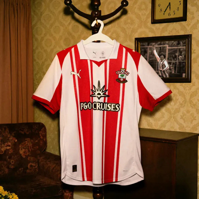Kid's Southampton 2025/26 Home Shirt