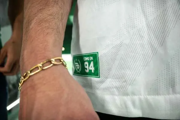 Kid's Juventude 2025 Away Shirt - Image 2